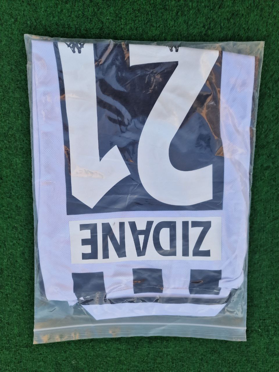 Zinedine Zidane Juventus 1996 1997 Retro Football Jersey