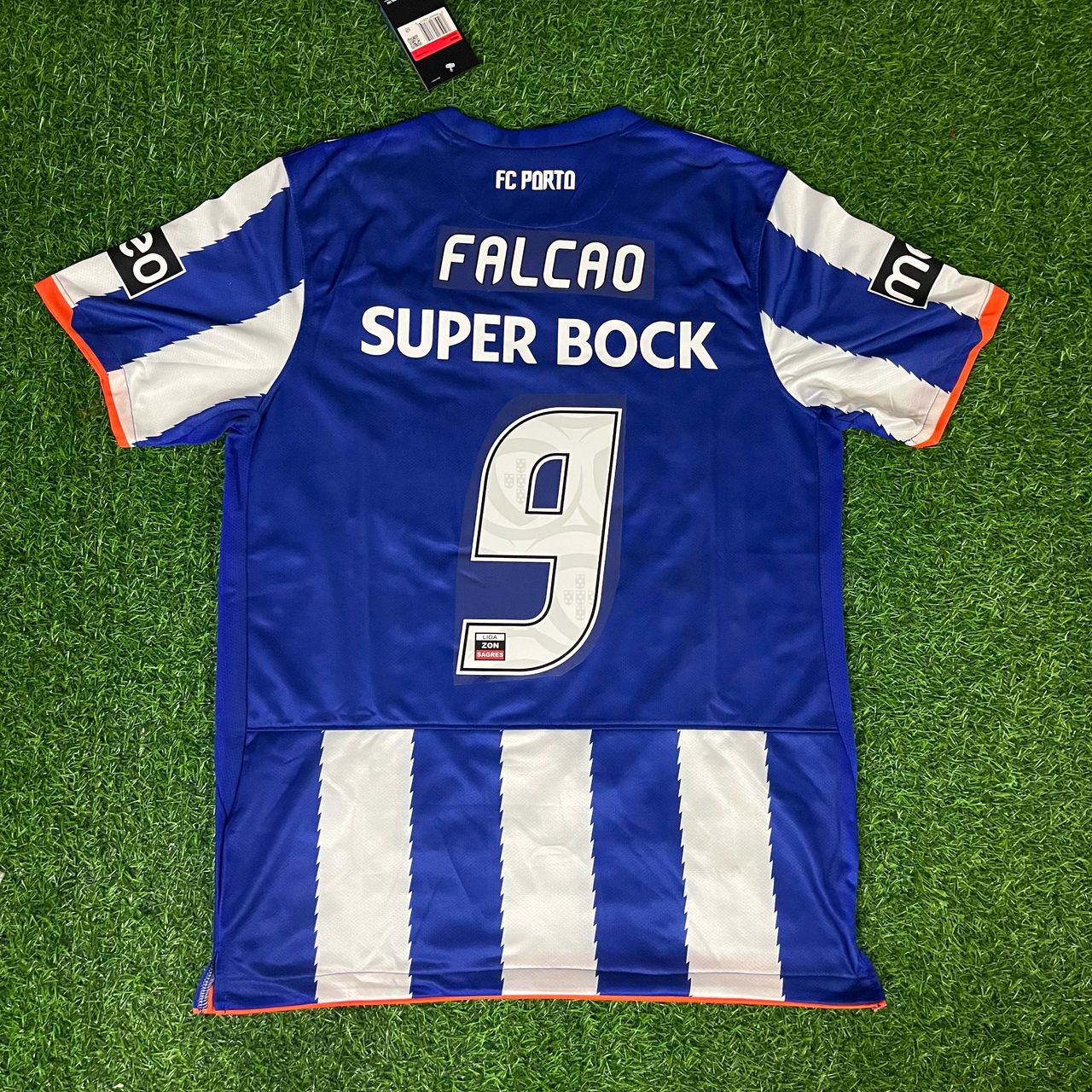 Radamel Falcao β FC Porto 2010/2011 Home Jersey β Number 9 β Retro Kit | Trikot | Maillot Soccer Shirt