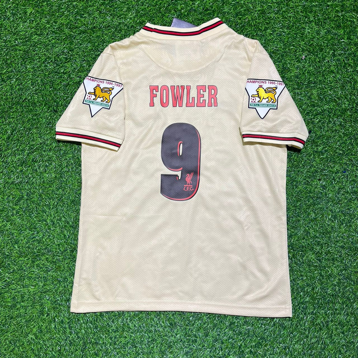 Robbie Fowler Liverpool 1996 1997 Retro Beige Weiß Retro Trikot