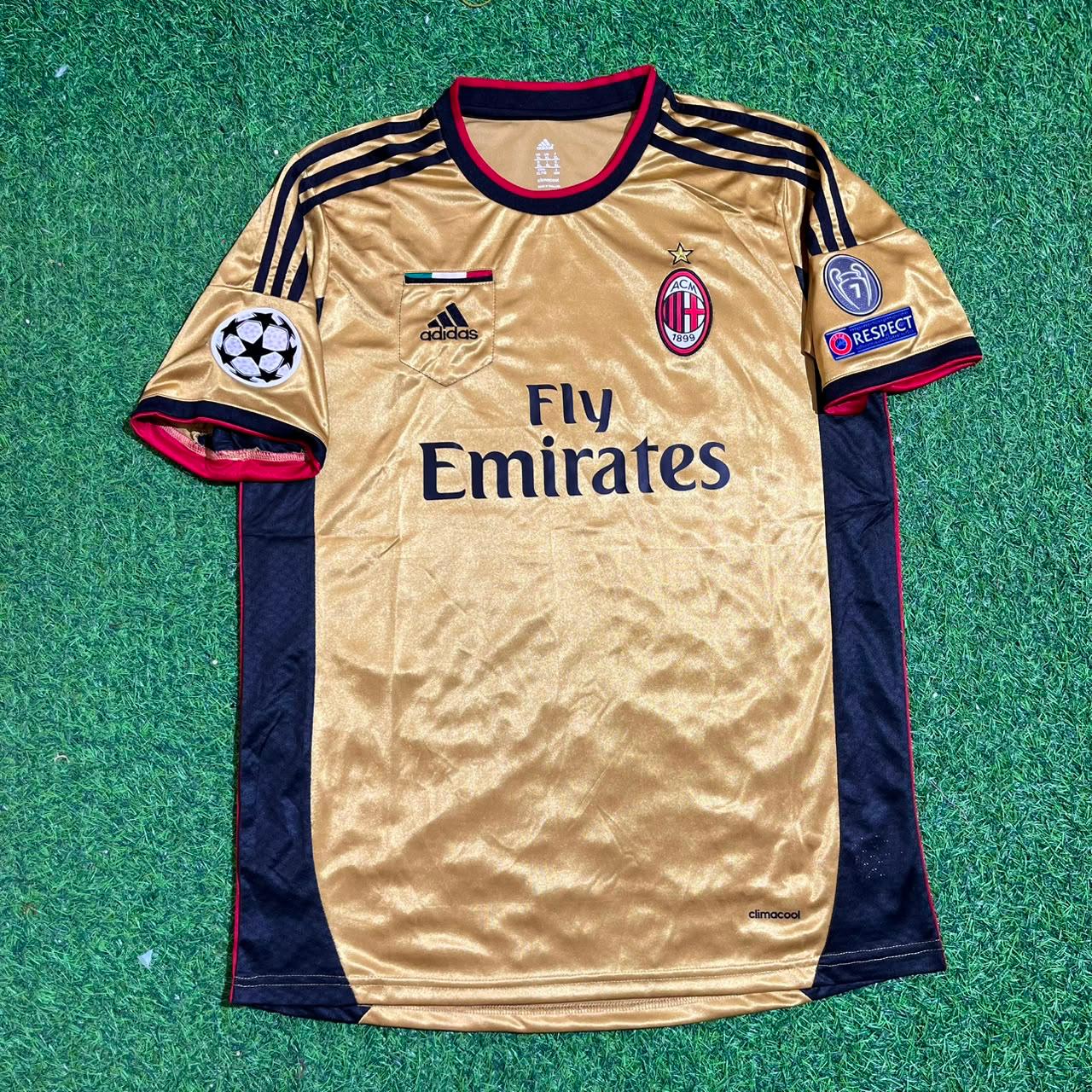 Robinho #7 AC Milan 2013 2014 Gold Retro Jersey