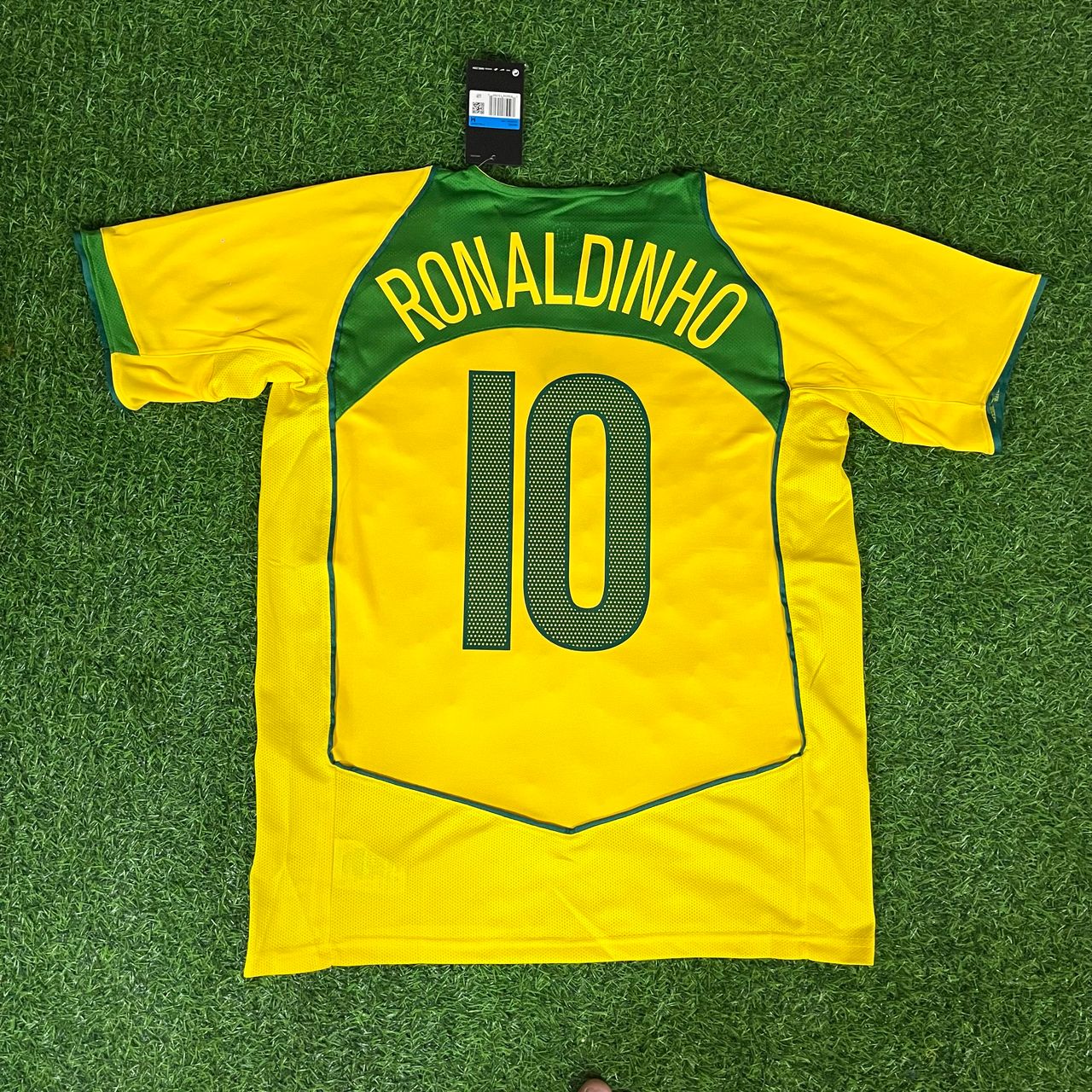 Maillot rétro Ronaldinho Gaucho – Brésil 2004-2006 | Maillot de football