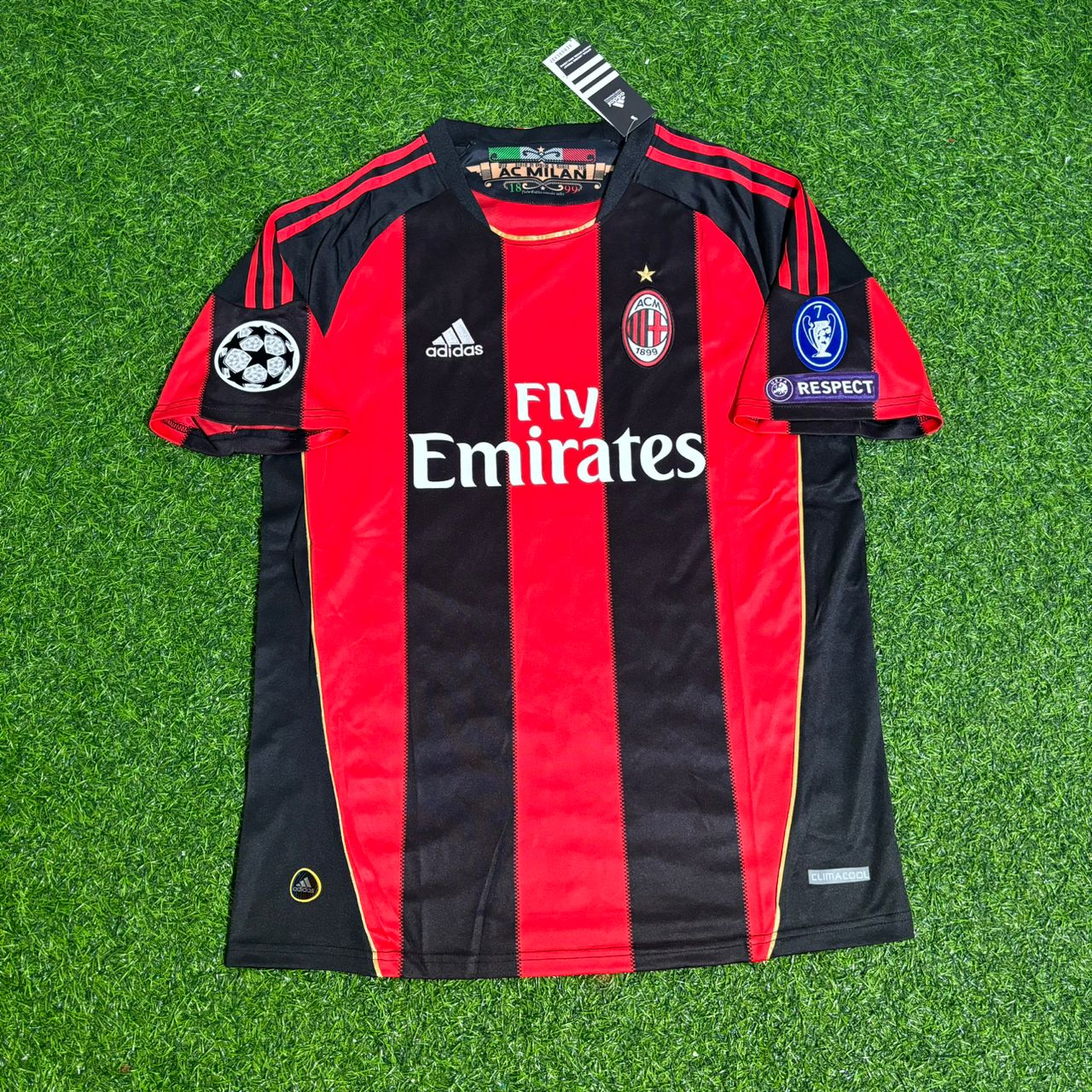 Zlatan Ibrahimovic 11 - Milan 2010/2011 Home Retro Jersey Trikot