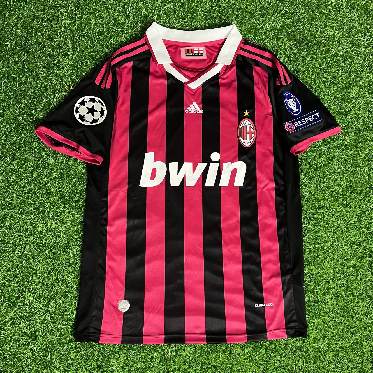 Ronaldinho Gaúcho 80 - AC Milan 2009 2010 Maillot Rouge Noir Maillot Trikot Maillot