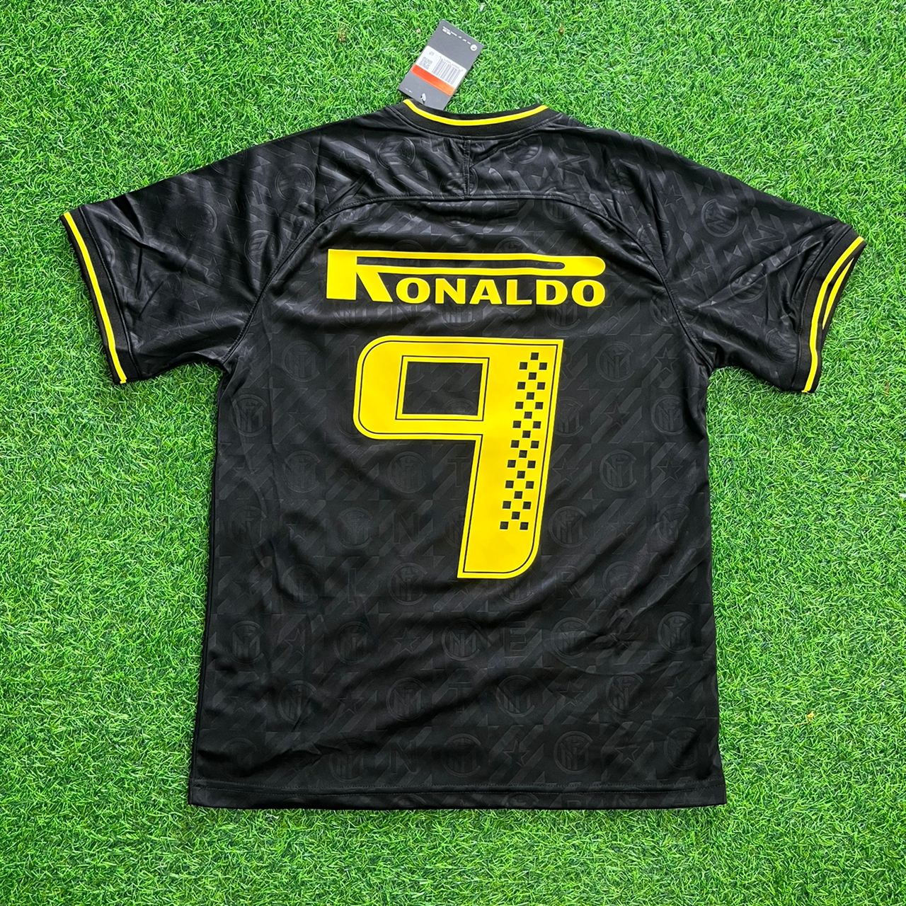ronaldo-nazario-r9-inter-retro