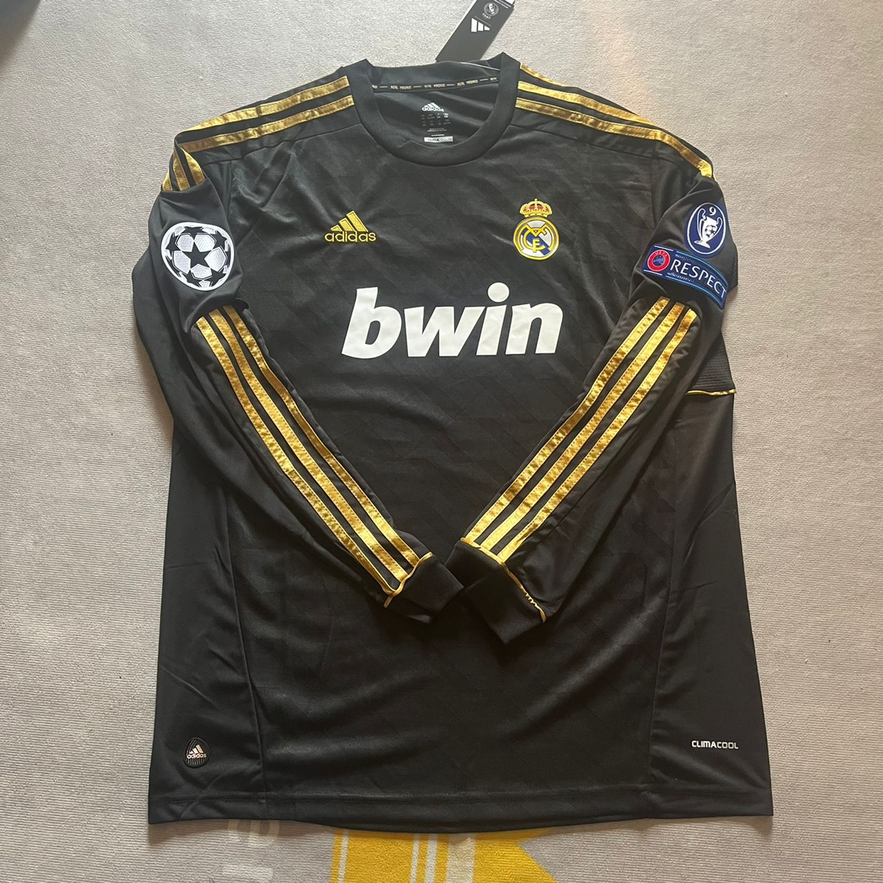 Cristiano Ronaldo Real Madrid 2011-2012 Champions League Long Sleeve Jersey Soccer Shirt