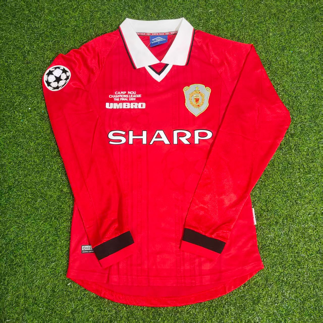 Roy Keane Manchester United 1999 Champions League Final Retro Football Jersey Kit