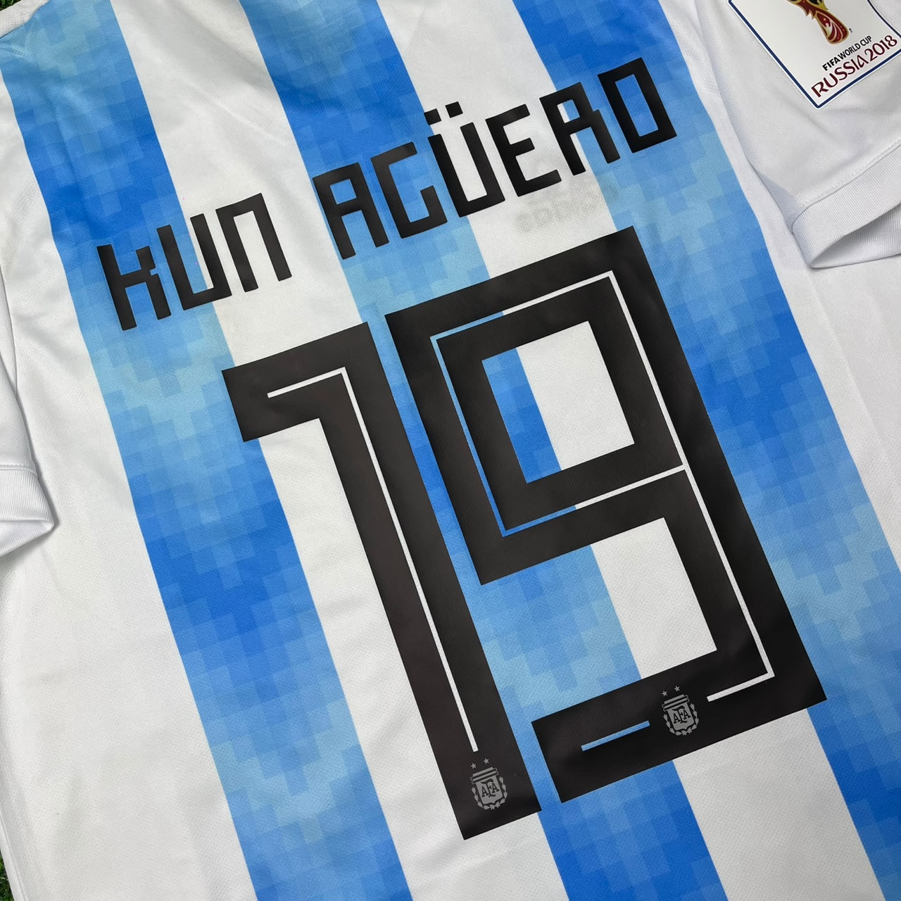 Sergio Kun Agüero #19 Argentina 2018 World Cup Home Retro Jersey