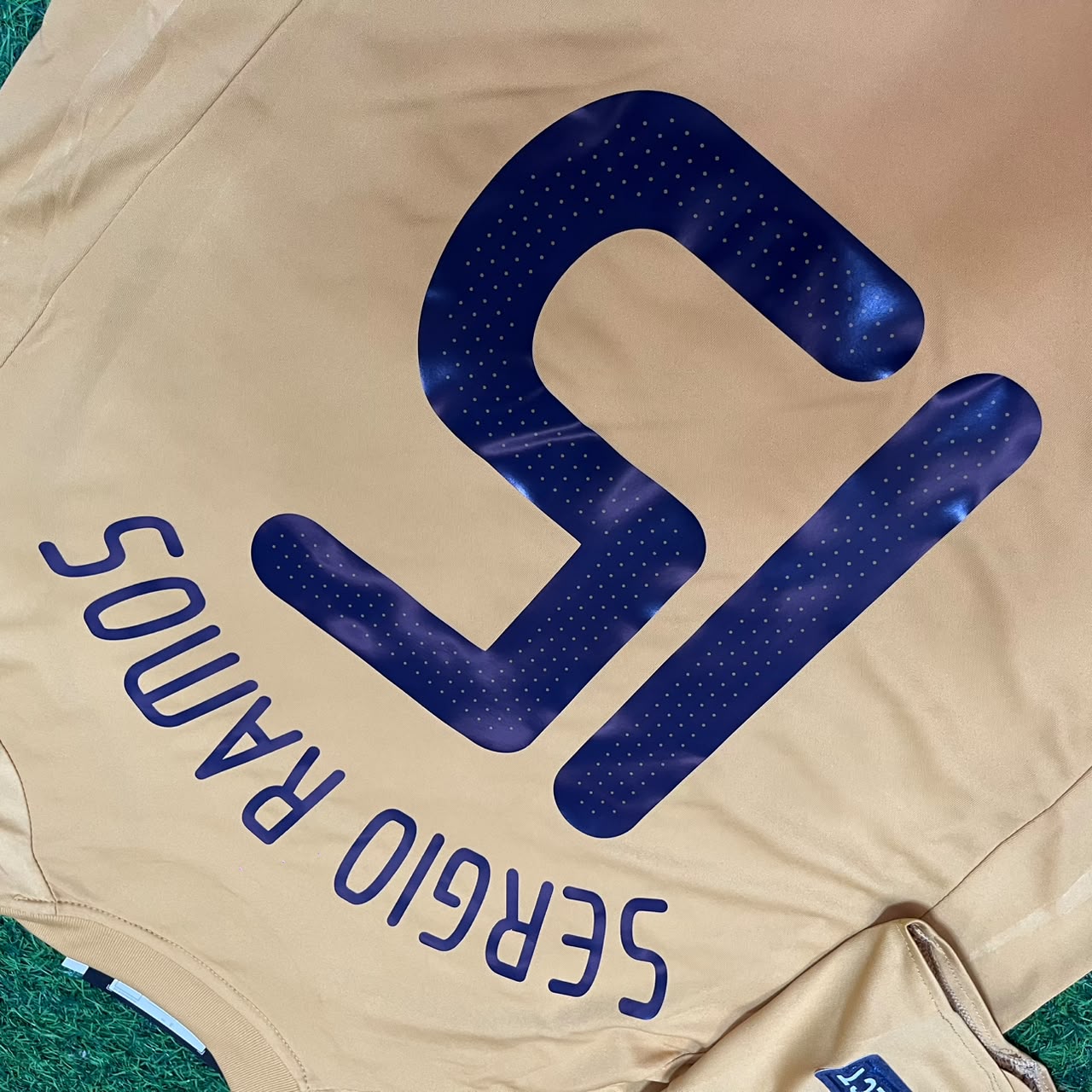 Sergio Ramos 15- Spain EURO 2008 Retro Football Jersey