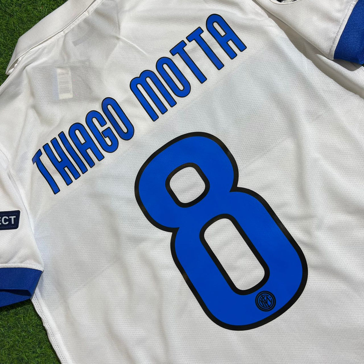 Thiago Motta Inter 2009/2010 White Retro Football Jersey