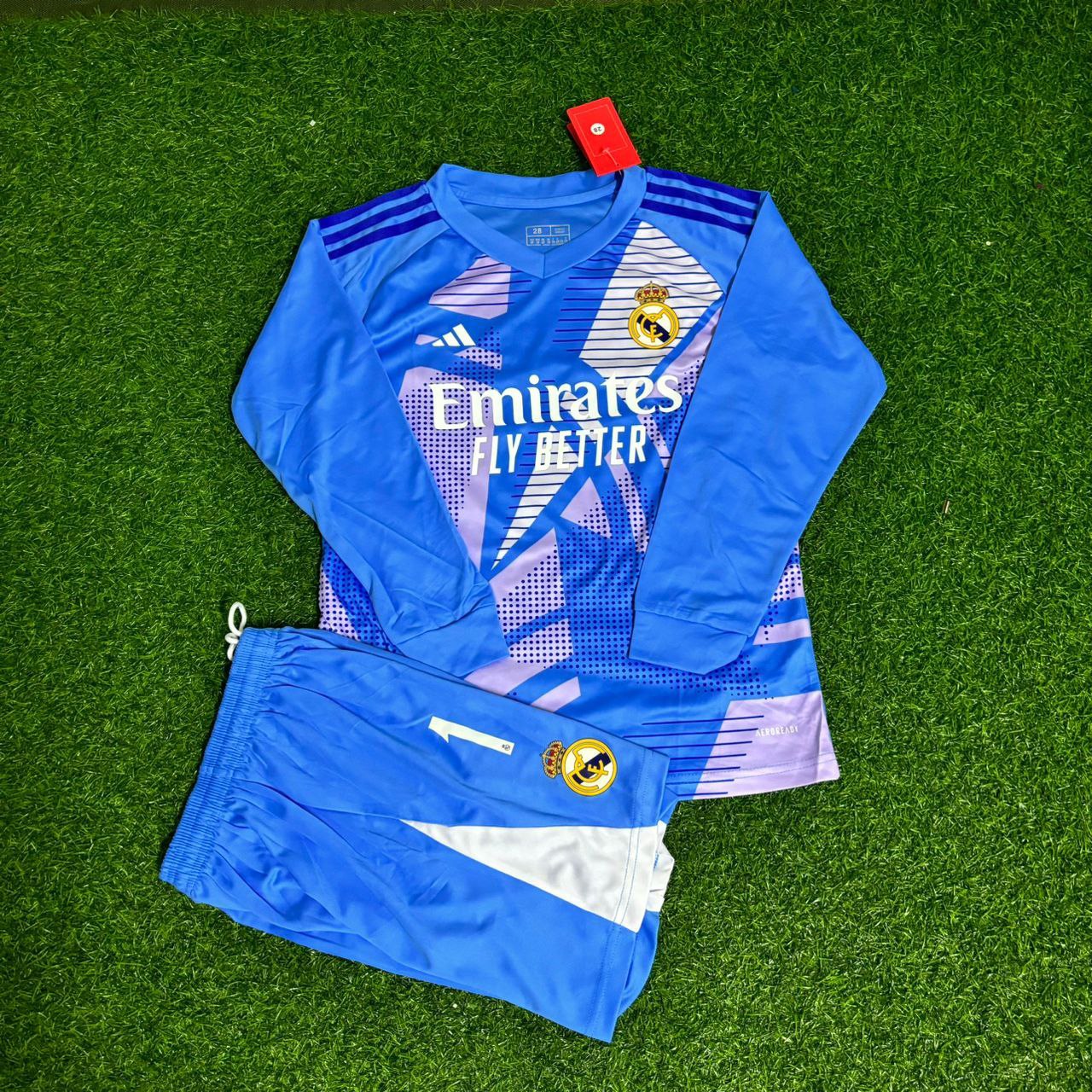 Thibaut Courtois Real Goalkeeper Football Jersey