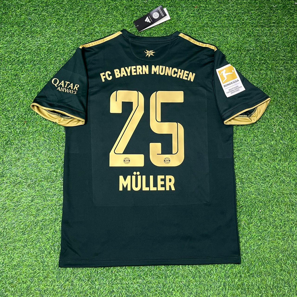 Thomas Muller Bayern Munich 2021-2022 Oktoberfest Green Special Edition Football Jersey