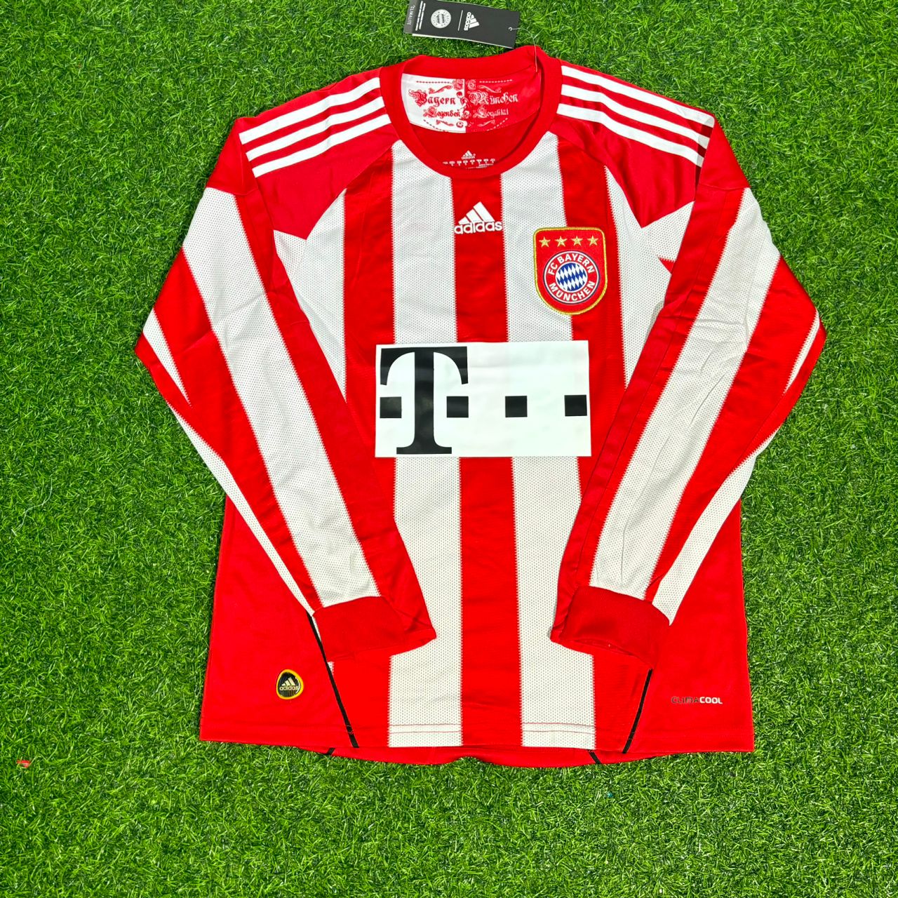 Toni Kroos FC Bayern Munich 2010/11 Red Retro Trikot Jersey Trikot Soccer Shirt