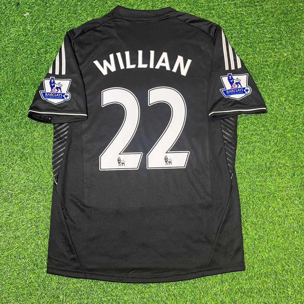 Willian Chelsea 2013-14 Black Retro Football Jersey Kit