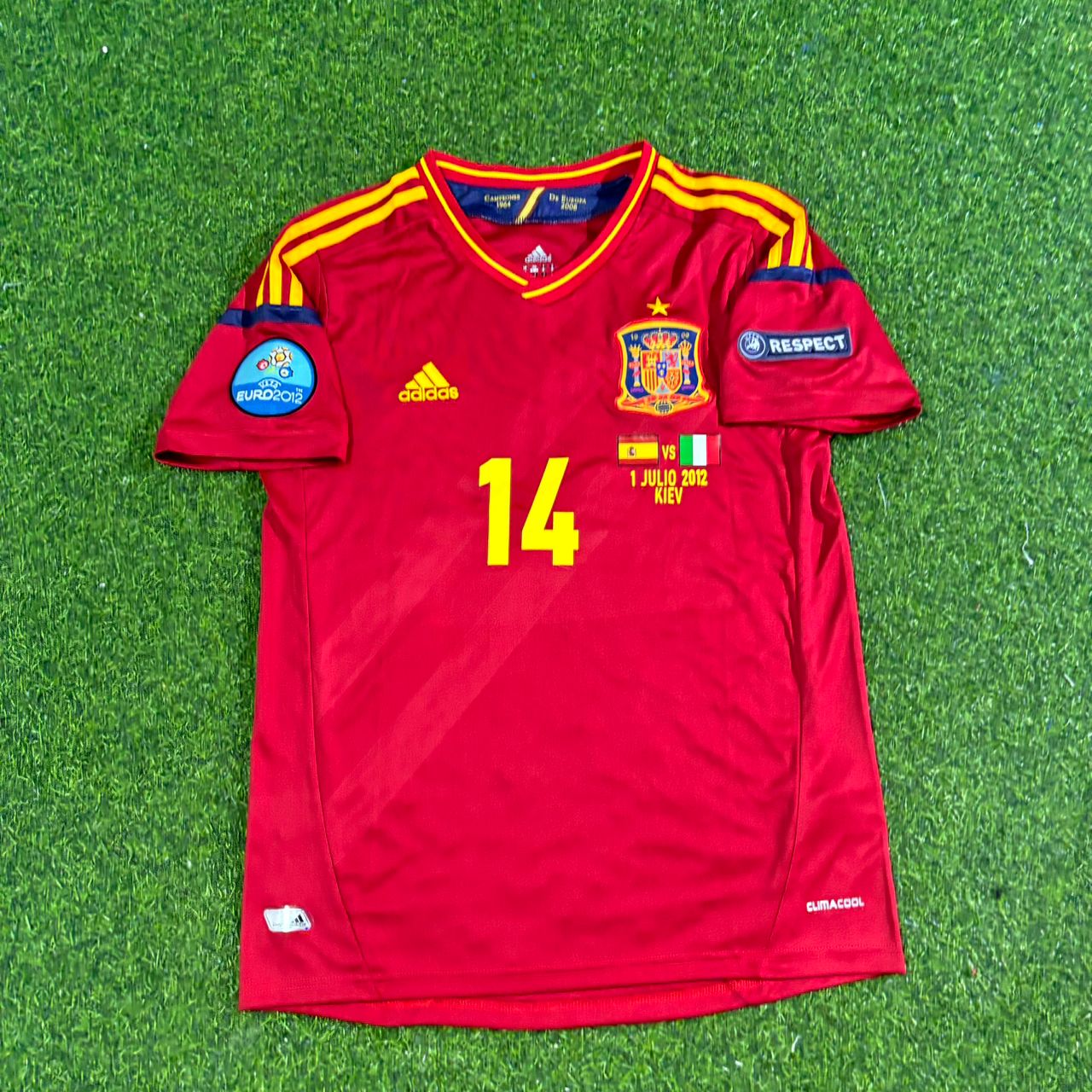 Xabi Alonso Spain EURO 2012 Final Retro Football Jersey Kit