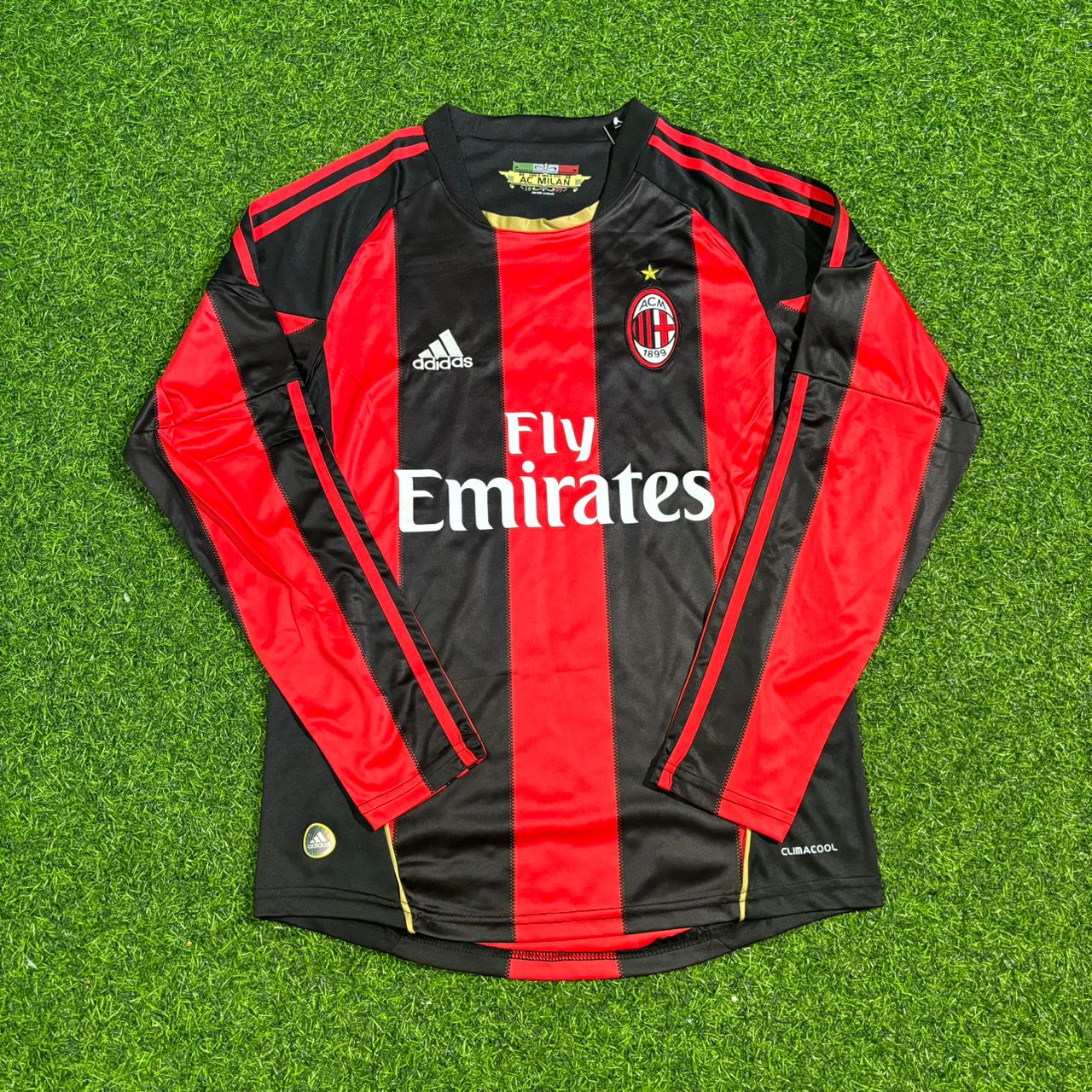 Zlatan Ibrahimovic AC Milan 2010-2011 Home Long Sleeve Retro Football Jersey