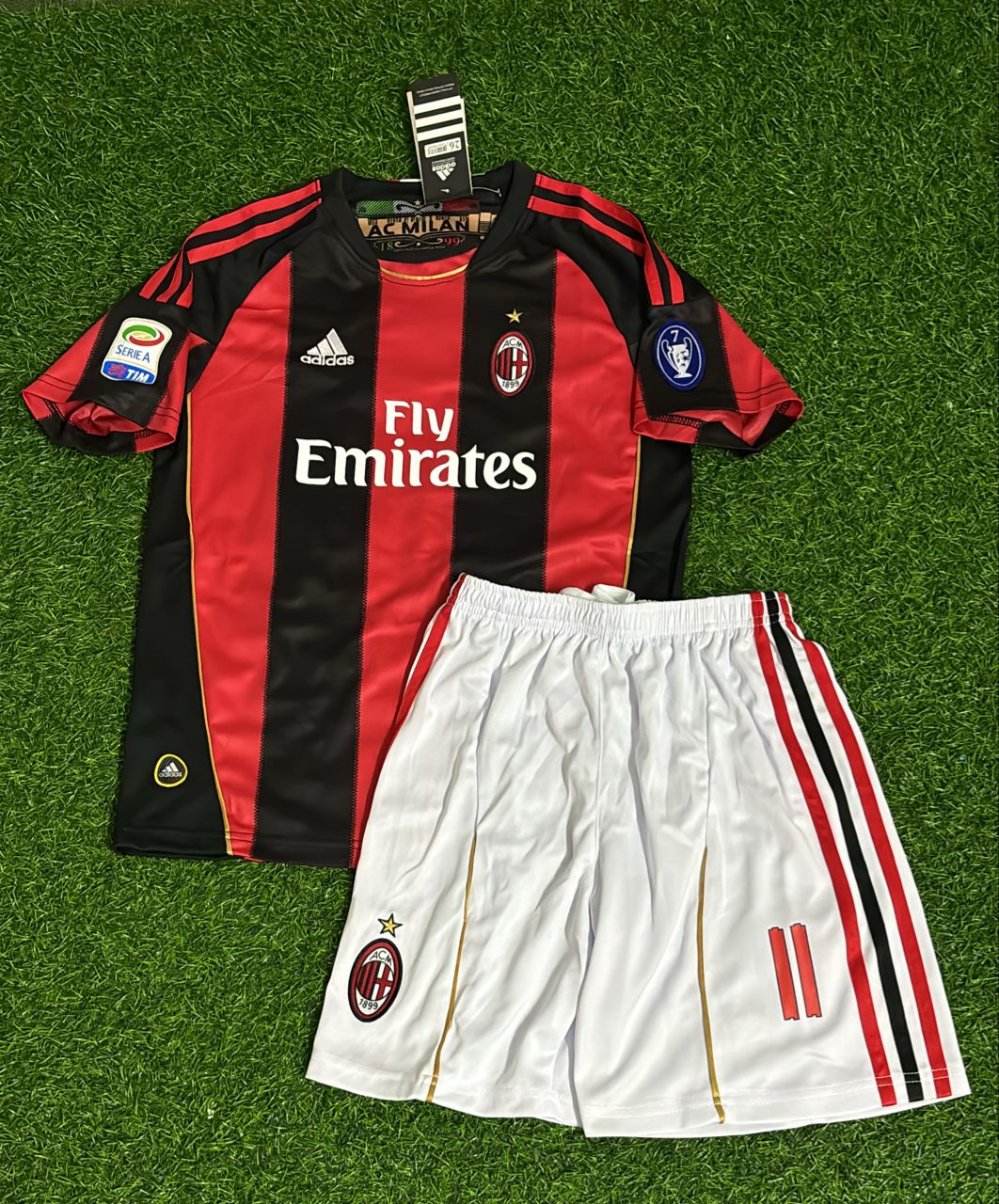 Zlatan Ibrahimovic AC Milan Retro Kids Football Jersey Kit