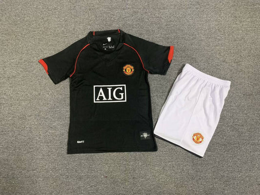 Manchester United Black Kids Children Set Retro Football Jersey Kinder Trikot