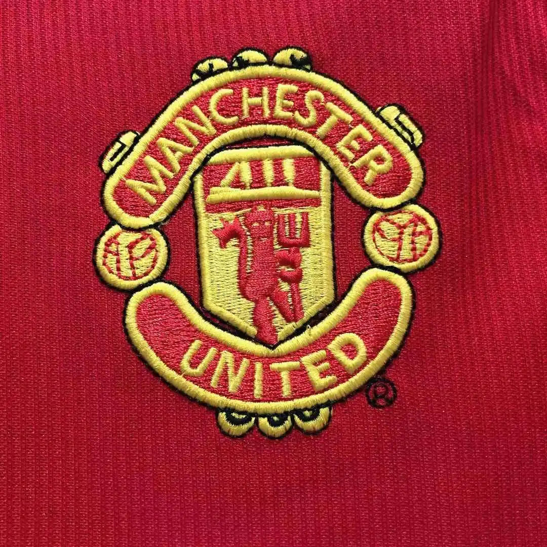 Manchester United Retro 1998 99 Retro  Jersey Maillot Knitwear Maglia