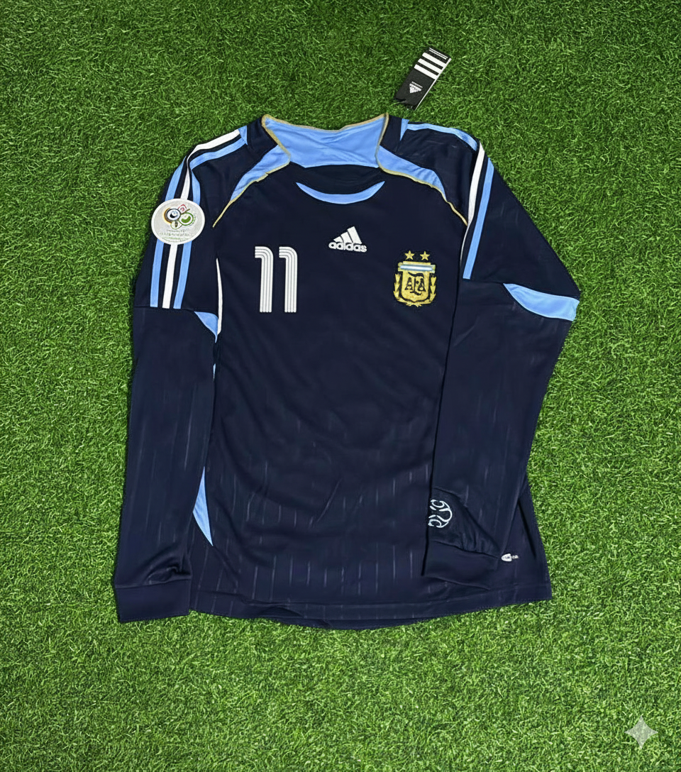 Carlos Tevez Argentina 2006 World Cup Long Sleeve Retro Football Jersey Kit