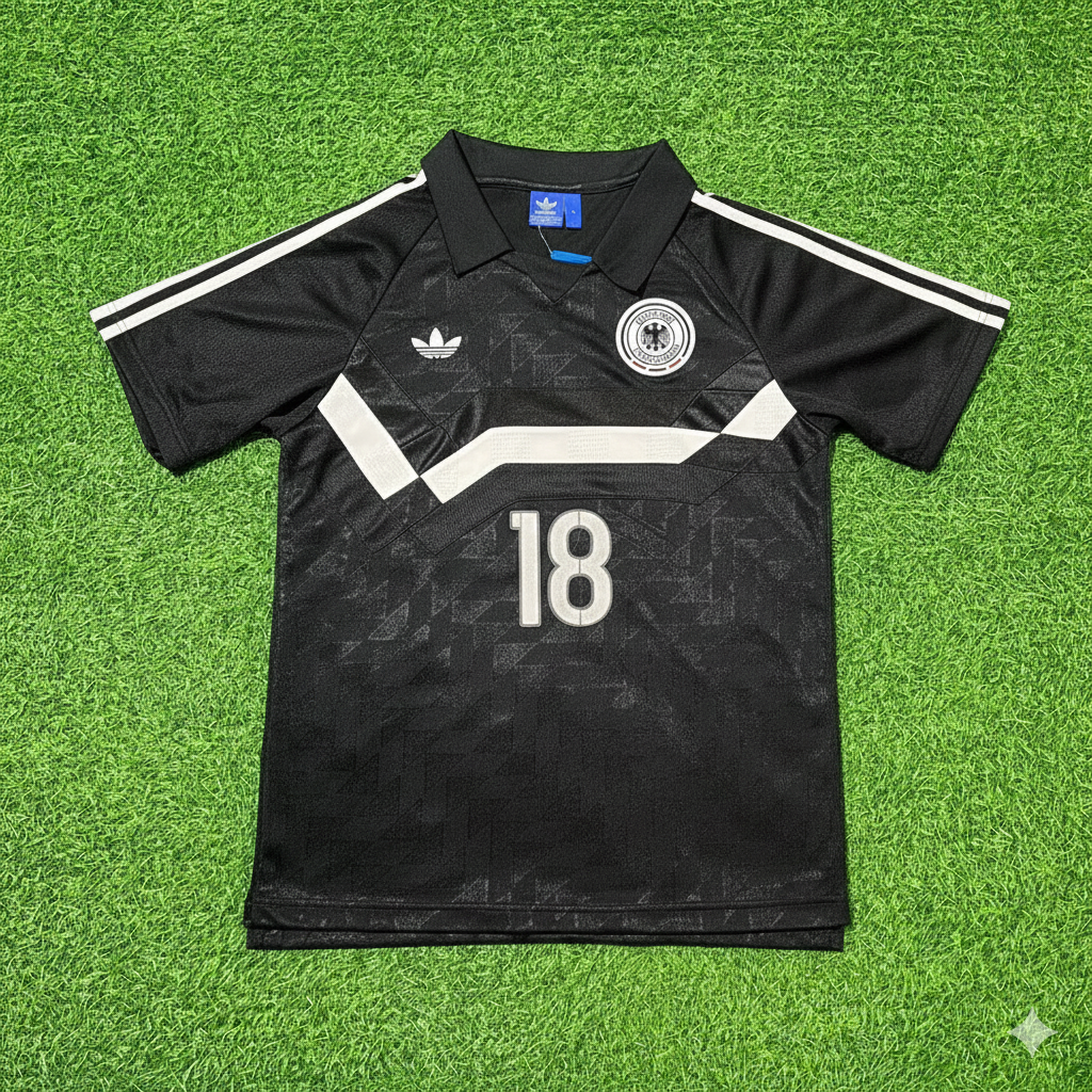 Jürgen Klinsmann Deutschland 1990 WM Schwarzes Retro Fußballtrikot