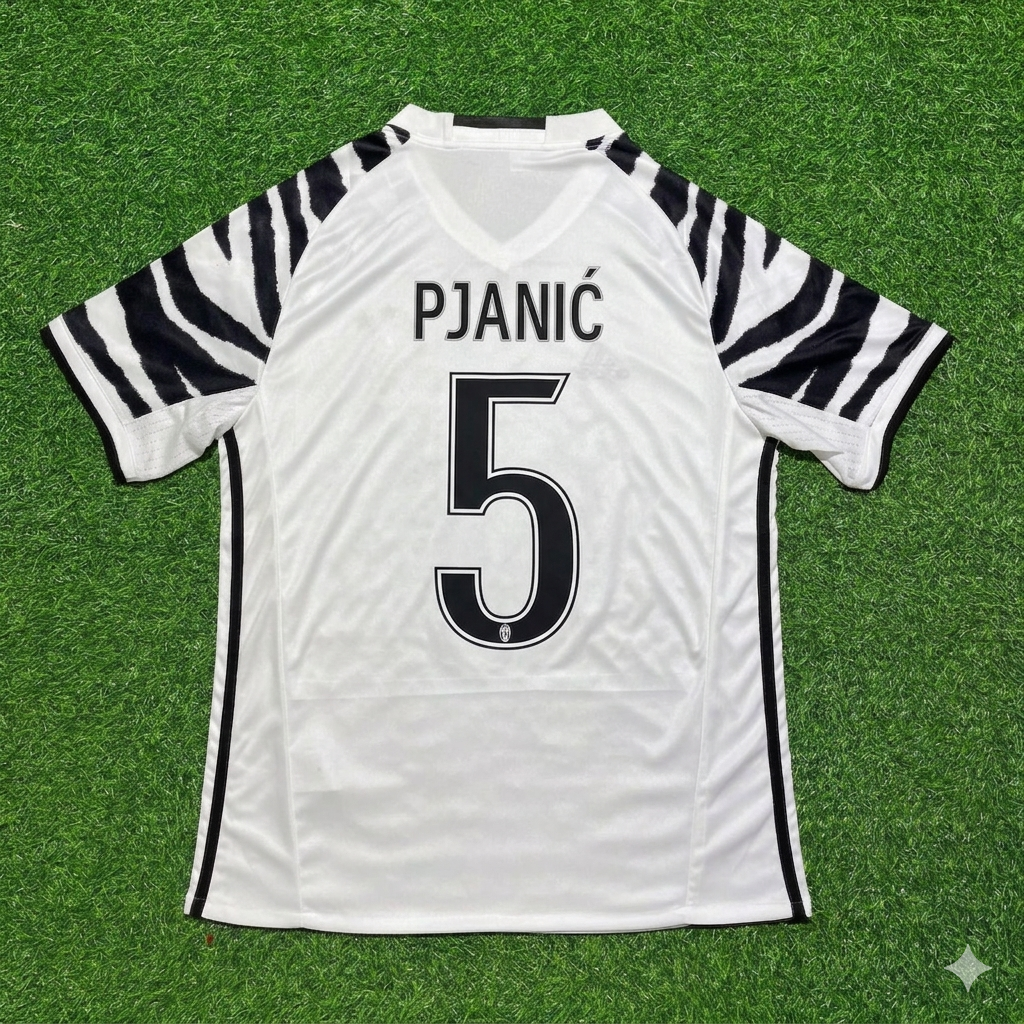 Miralem Pjanic #5 Juventus 2016 2017 Away White Retro Football Jersey