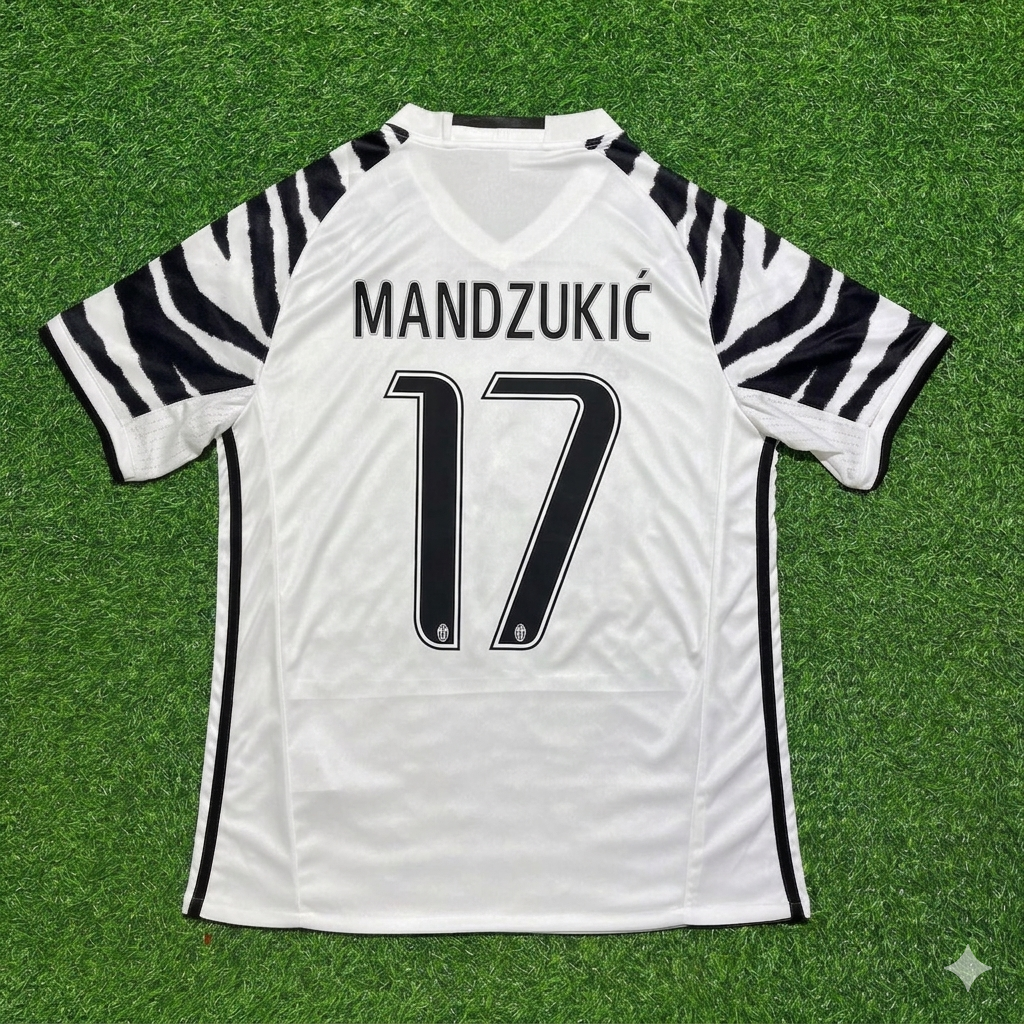 Mario Mandzukic #17 Juventus 2016 2017 Away White Retro Football Jersey