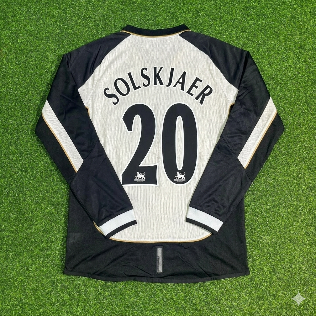 Ole Gunnar Solskjaer #20 Manchester United 2001-2002 Reversible Retro Jersey