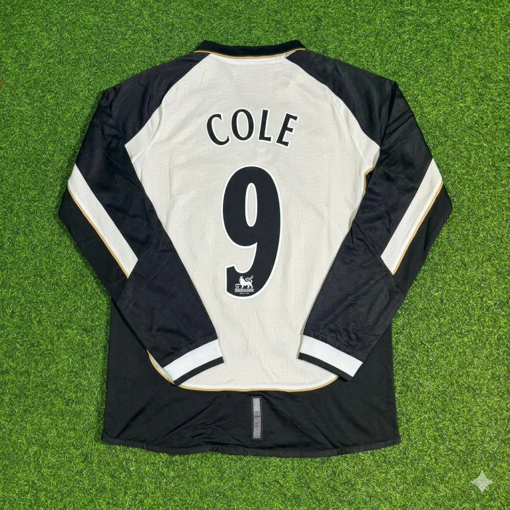 Andy Cole #9 Manchester United 2001-2002 Reversible Retro Jersey