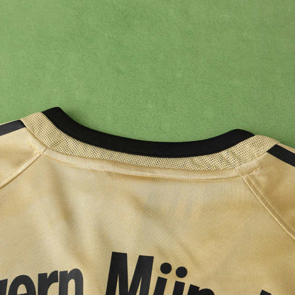 Bayern München 04/05 Season Away Retro Jersey Trikot Soccer Shirt