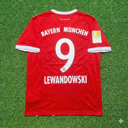 Robert Lewandowski Bayern Munich 2017-2018 Retro Home Jersey