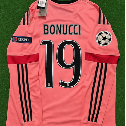 Leonardo Bonucci #19 Juventus Retro 2015-2016 Pink Jersey Trikot Soccer Shirt