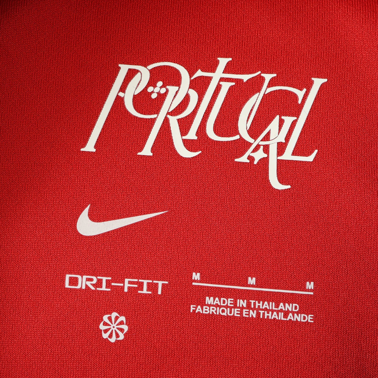 Rotes Portugal-Trikot für die EM 2024