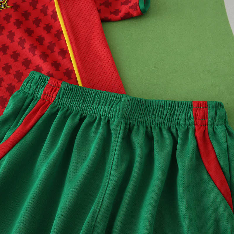 Portugal 2004 Season Home kids  Retro Jersey Trikot Soccer Shirt