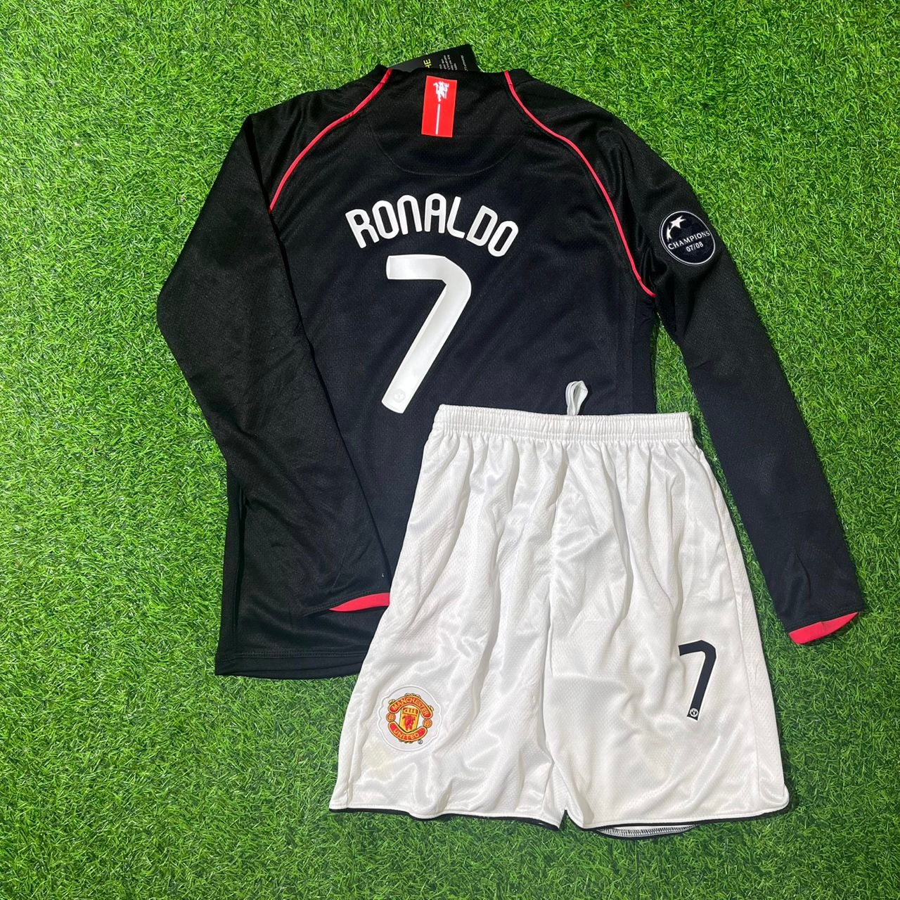 Cristiano Ronaldo Manchester United 2007/2008 CL Patch Black KIDS Retro Football Jersey Kit