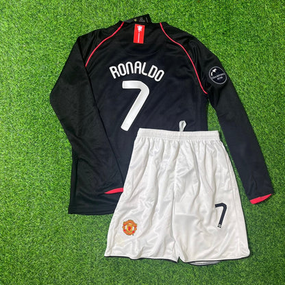 Cristiano Ronaldo Manchester United 2007/2008 CL Patch Black KIDS Retro Football Jersey Kit