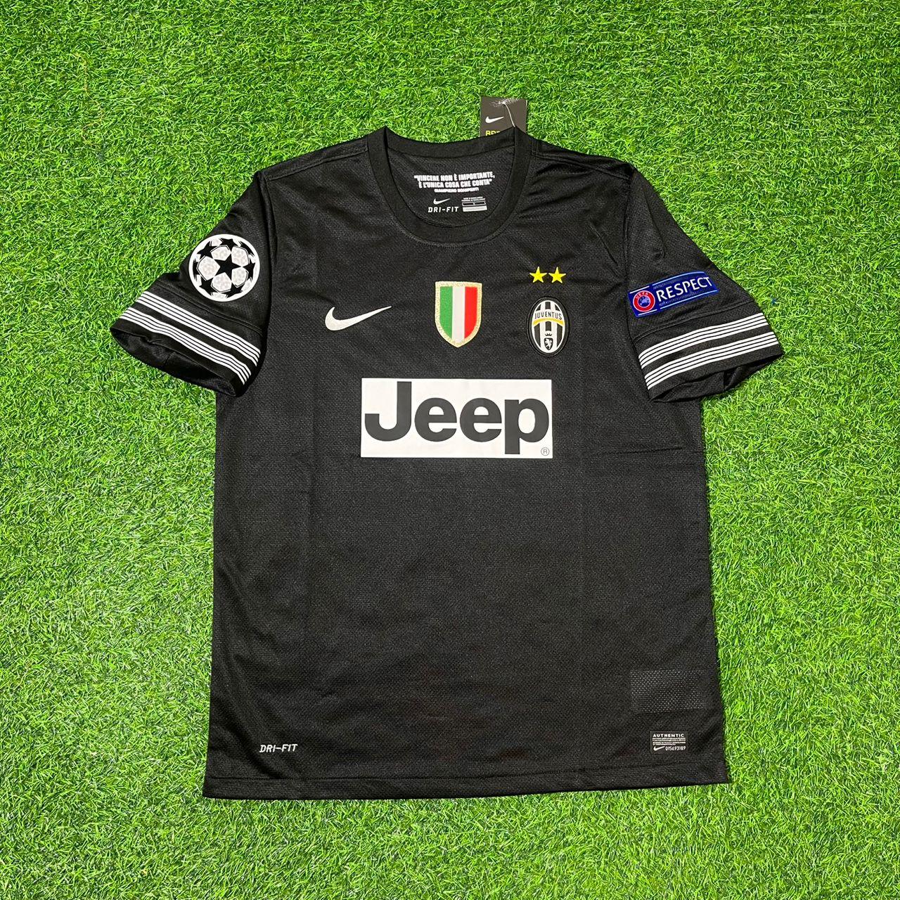 Stephan Lichtsteiner 26- Juventus Home 2012 2013 Season Retro Jersey Trikot