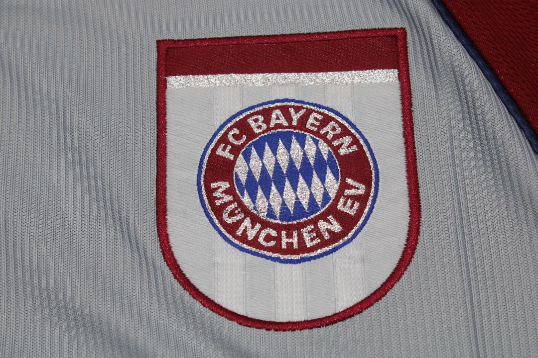 FC Bayern München 1998/99 Saison Grau Auswärts Retro Trikot