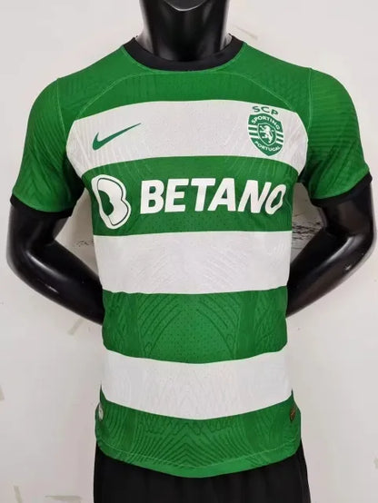 Grünes Fußball-Heimtrikot von Sporting Lissabon