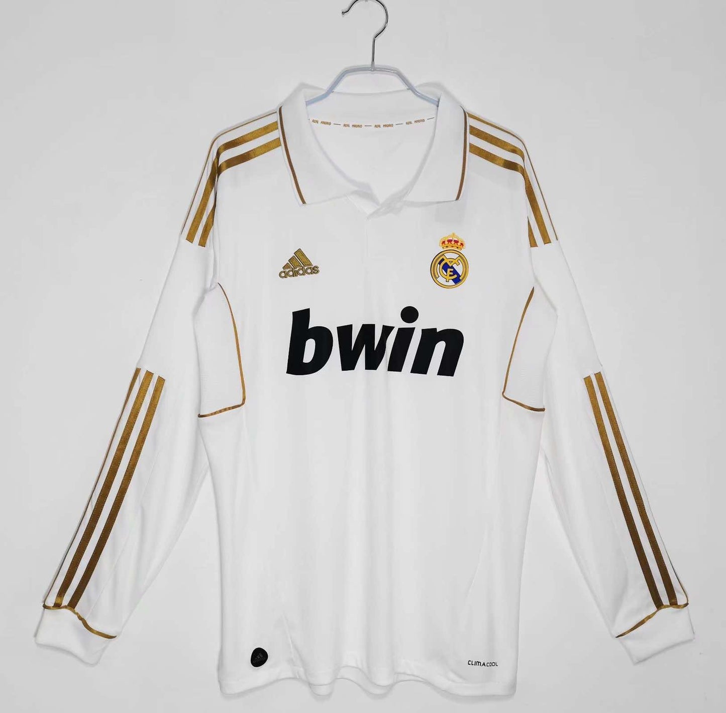 Real Madrıd Long sleeve 2011 season Retro jersey