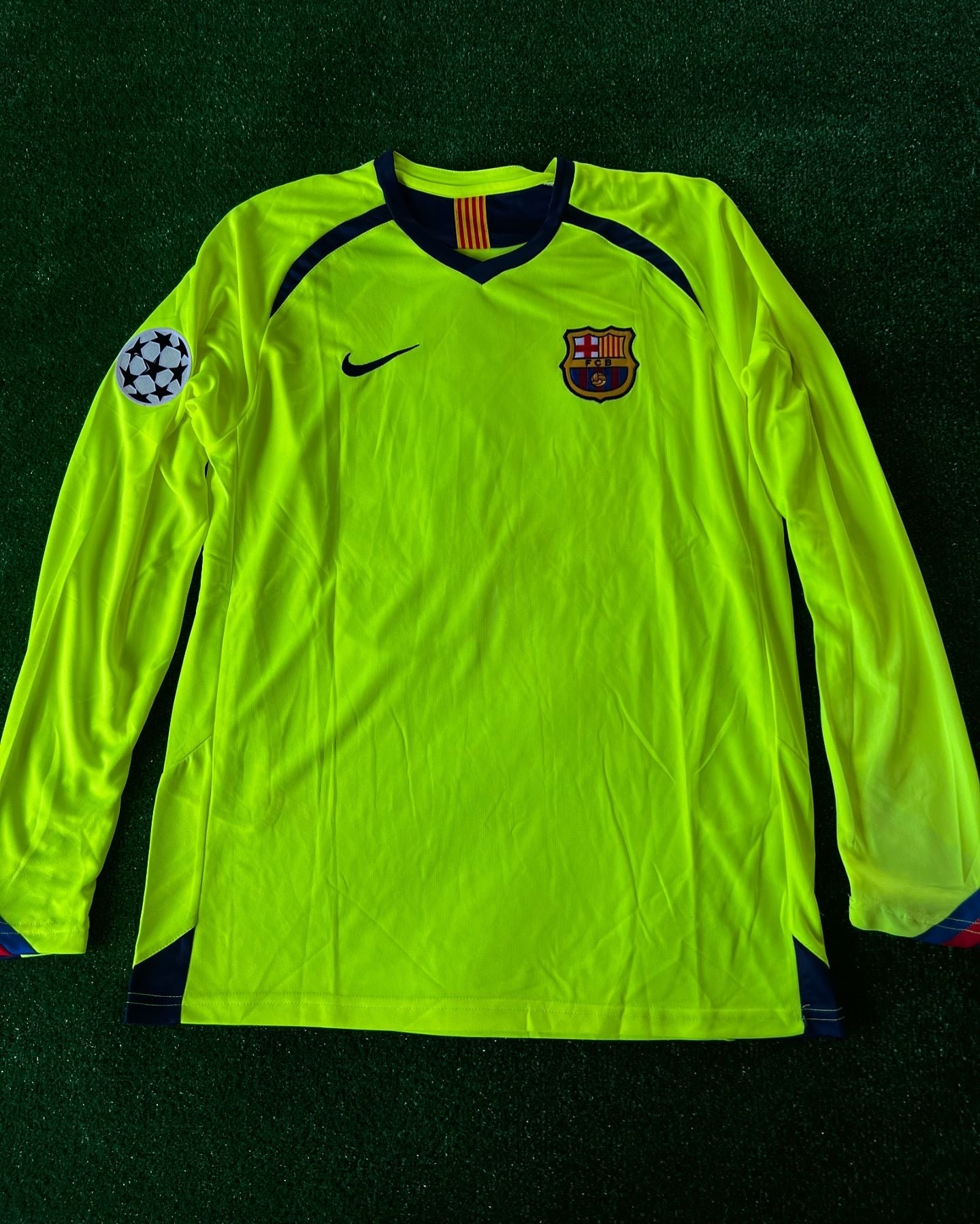 Lionel Messi Barcelona 05 06 Season Retro Long Sleeve Jersey Jersey Culture