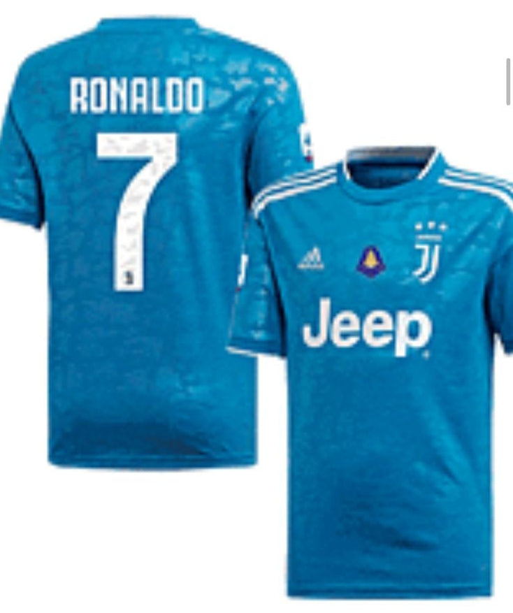 Cristiano Ronaldo Juventus 2019 4th football jersey Trikot