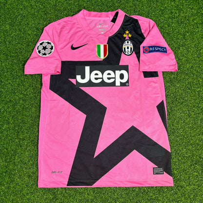 Rosa Retro-Trikot der Saison 2012 und 2013 von Andrea Pirlo Juventus