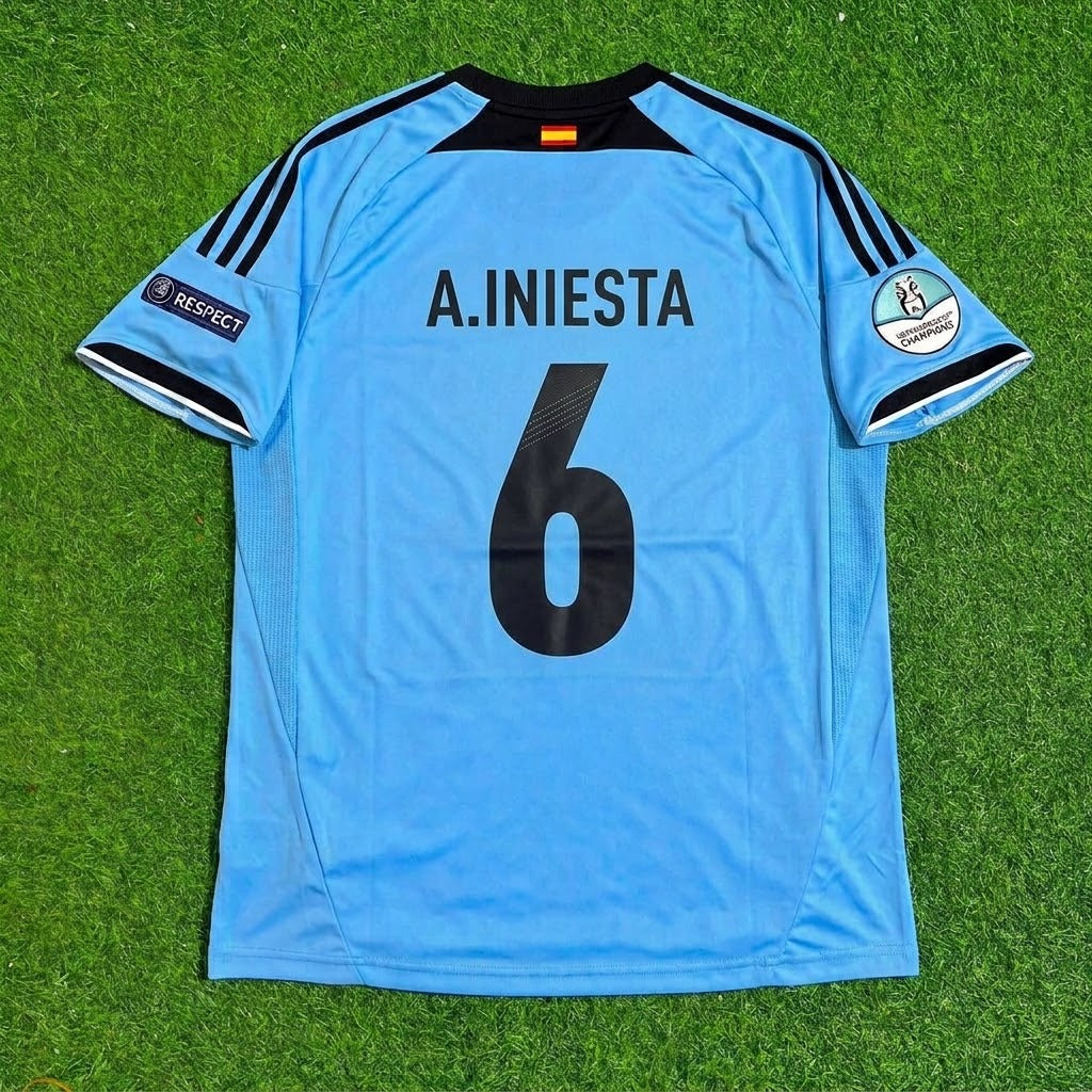 Andres Iniesta Spain EURO 2012 Final Retro Football Jersey Kit