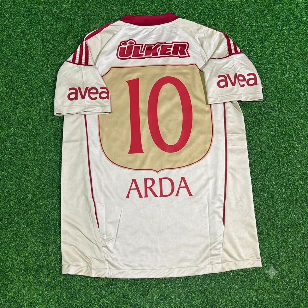 Arda Turan Galatasaray 2010-2011 Retro Football Jersey