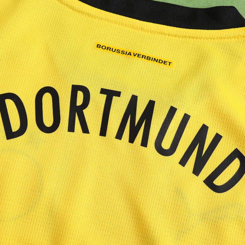 Borussia Dortmund Kids 2025 Kids kit Kindertrikot Cocuk formasi maillot enfant kindertrui