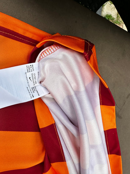 Galatasaray - Turkiye Cumhuriyeti 100.Yil Ozel Seri Futbol Formasi Trikot