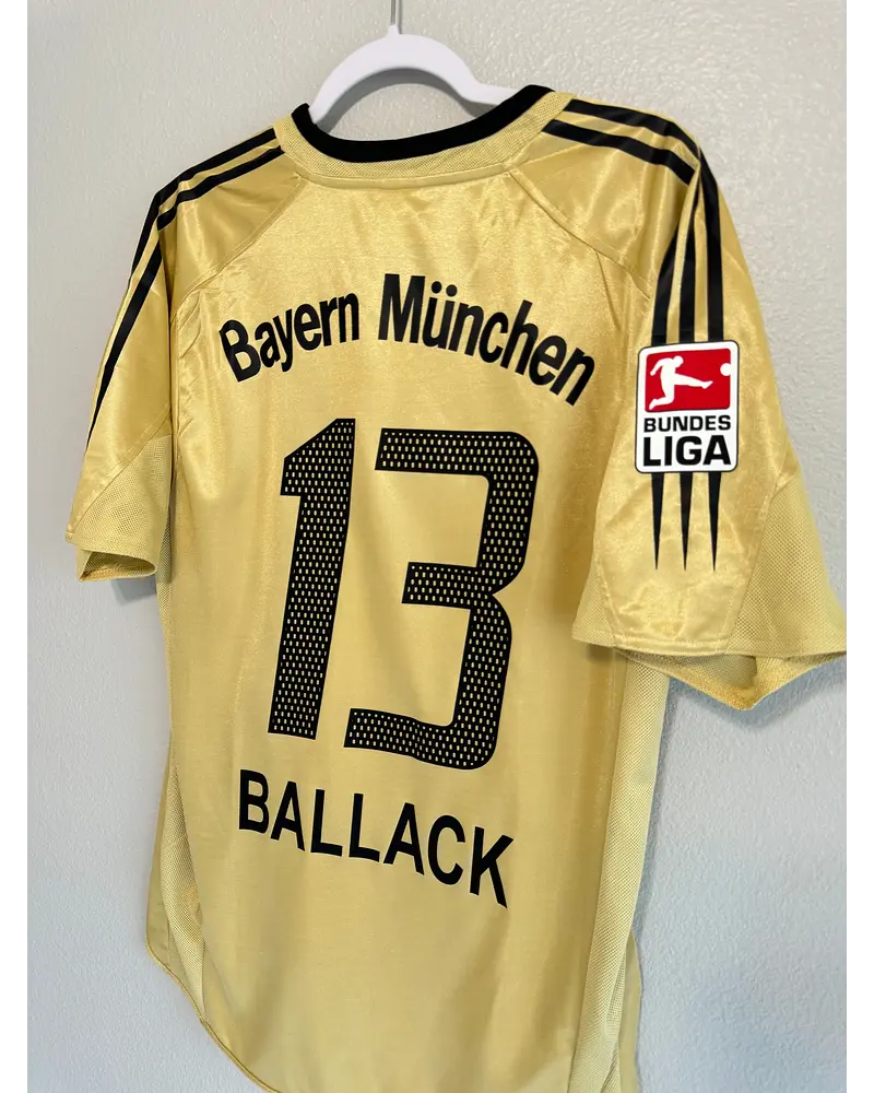 Michael Ballack Signiertes FC Bayern München Trikot – inkl Michael Ballack Signiertes FC Bayern München Trikot – inkl