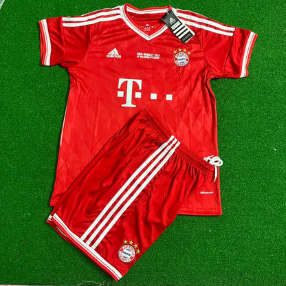 Bastian Schweinsteiger Bayern Munich 2013 Final  Kids Kit – Kit Jersey for Children – | KinderTrikot | Maillot Enfant Soccer Shirt