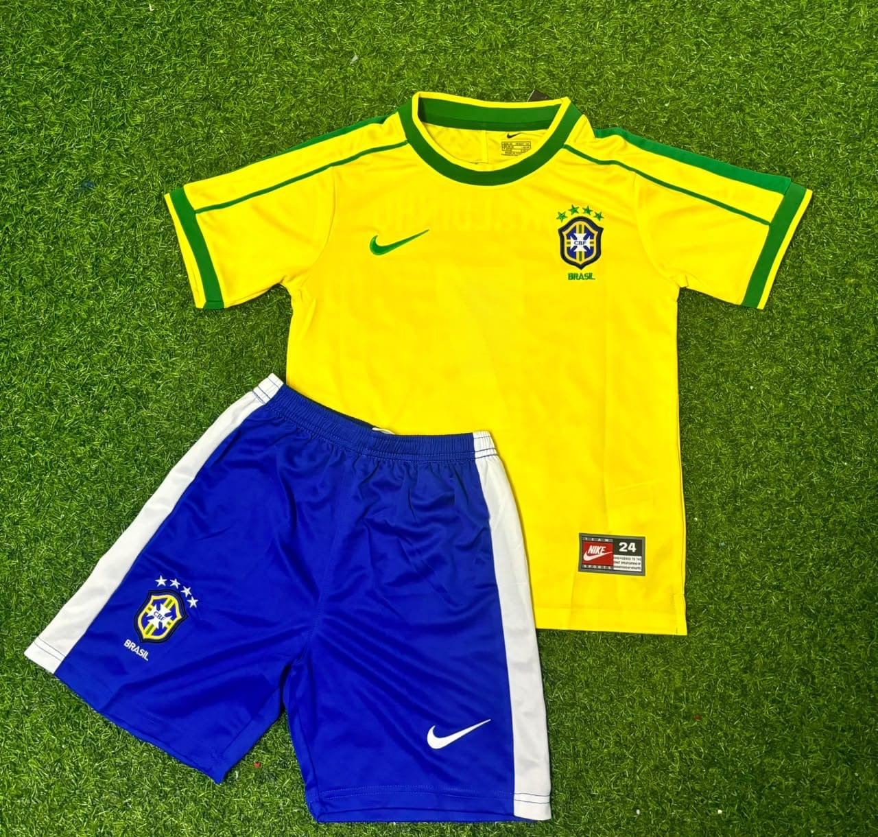 Vinicius Júnior #7 Brazil Retro Kids Soccer Kit Jersey Kinder Trikot Maillot Enfant Soccer Shirt