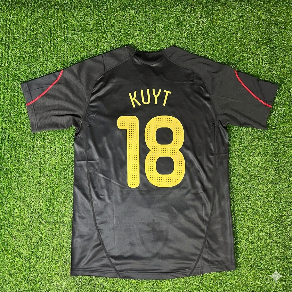 Dirk Kuyt – Liverpool 2009-10 Black Retro Kit Jersey – | Trikot | Maillot Soccer Shirt